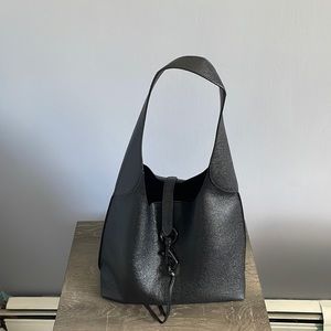 Elegant Black Leather Women's Bag
